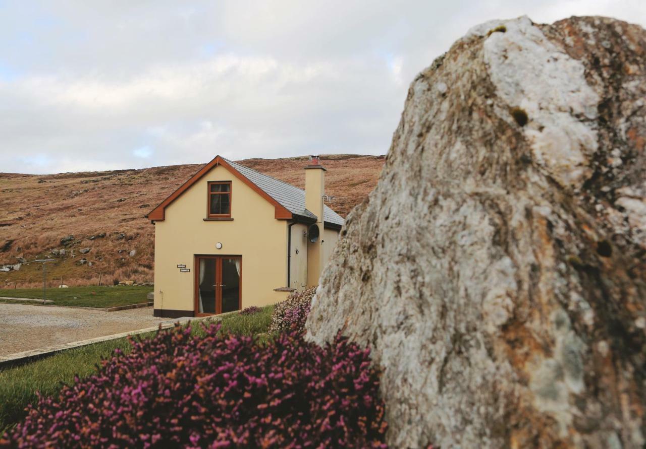 Dolmen Cottage Glencolumbkille Exteriér fotografie